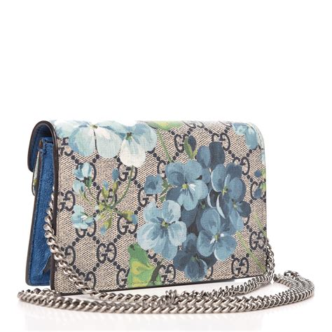 gucci super blooms|GUCCI GG Supreme Monogram Blooms Super Mini Dionysus .